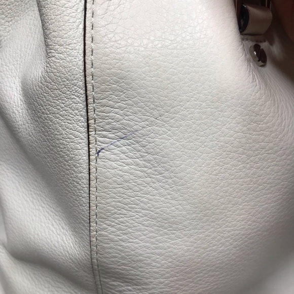 Leather bag. - Picture 8 of 16